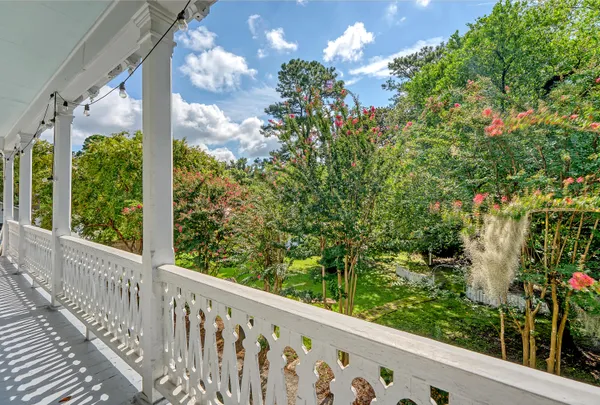 $1,280,000 | 301 East Richardson Avenue, Summerville, SC 29483