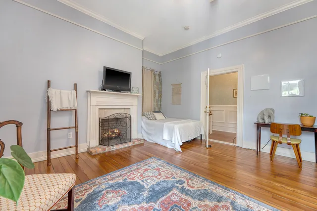 $1,285,000 | 301 East Richardson Avenue, Summerville, SC 29483