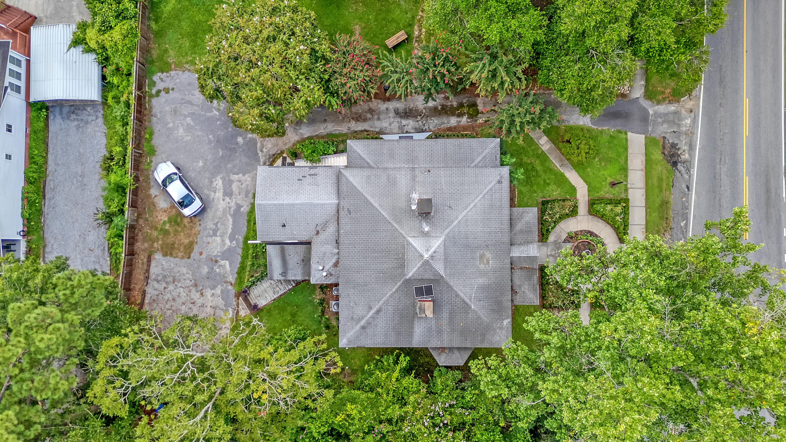 301 East Richardson Avenue Summerville, SC 29483 - Photo 57 of 102 DJI_20250813114628_0598_D_17 copy