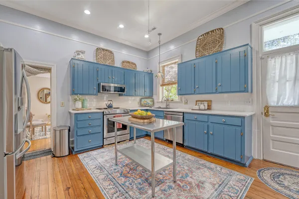 $1,280,000 | 301 East Richardson Avenue, Summerville, SC 29483