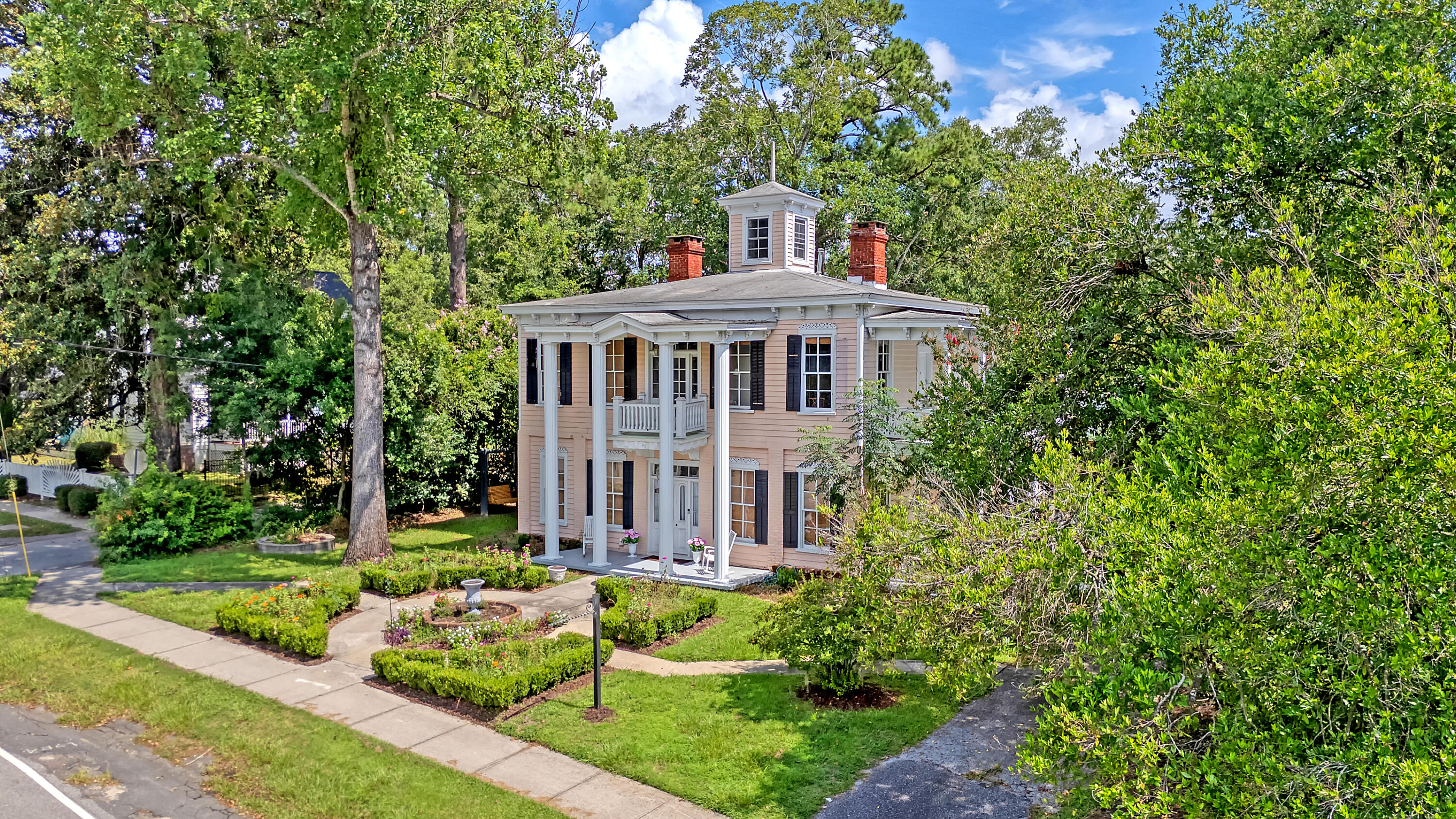 301 East Richardson Avenue Summerville, SC 29483 - Photo 72 of 102 DJI_20250813113922_0514_D_4 copy