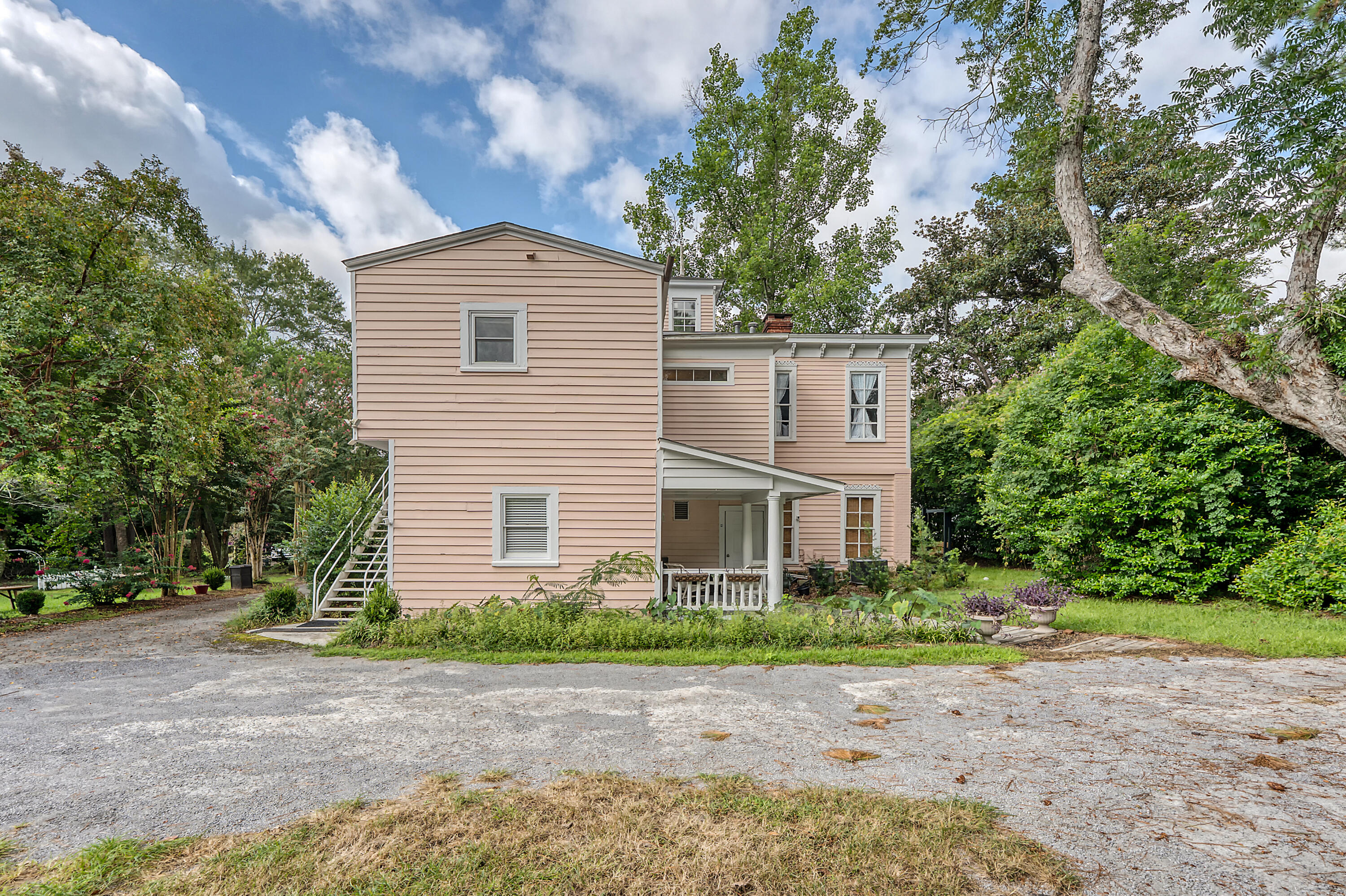 301 East Richardson Avenue Summerville, SC 29483 - Photo 83 of 102 DSC09133_10 copy
