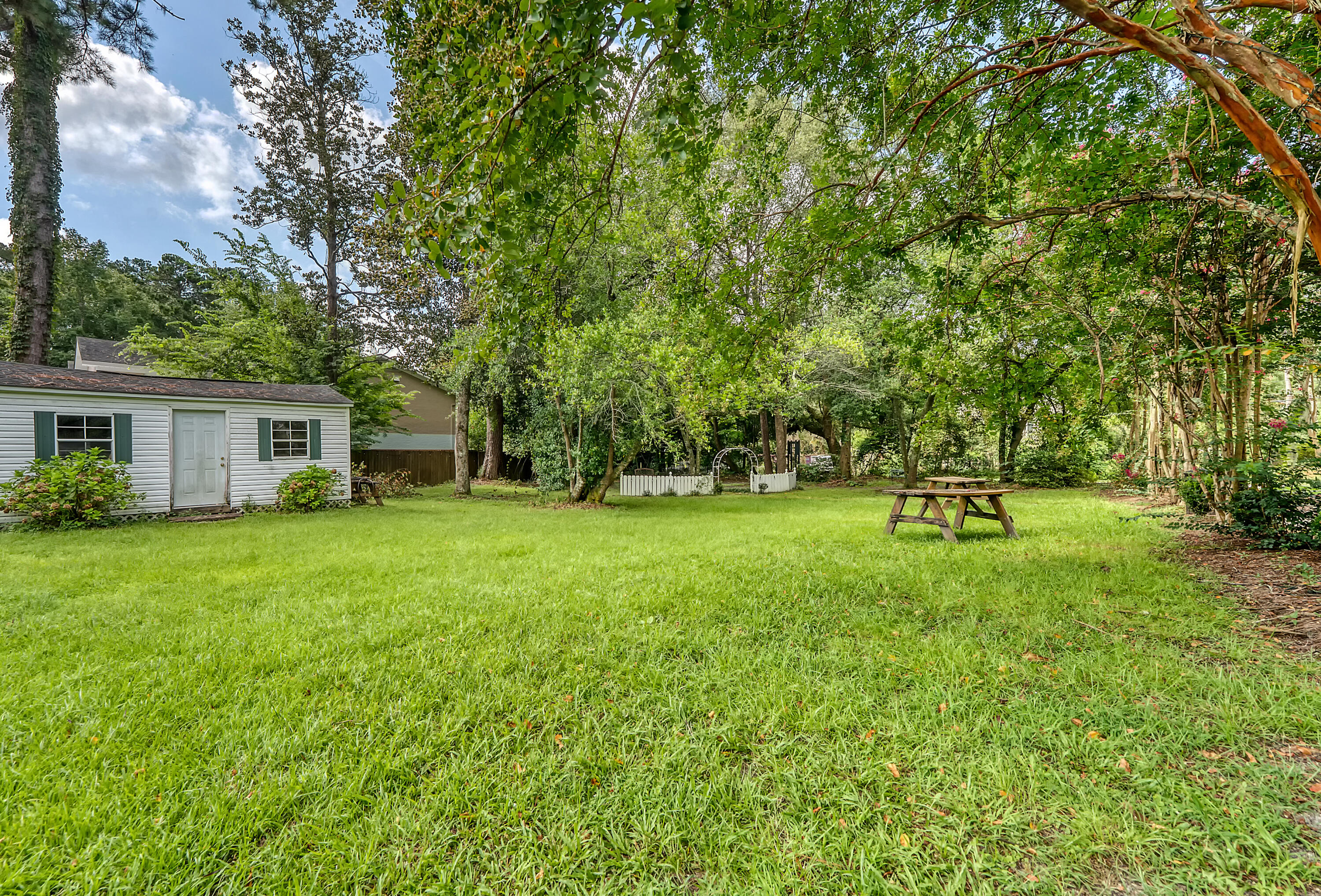 301 East Richardson Avenue Summerville, SC 29483 - Photo 90 of 102 DSC09100_5 copy