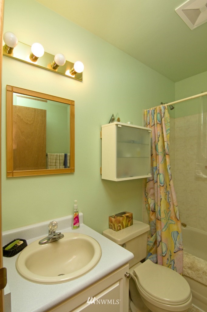 17039 Iceberg Road Glacier, WA 98244 - Photo 12 of 18 Gallery Image 12