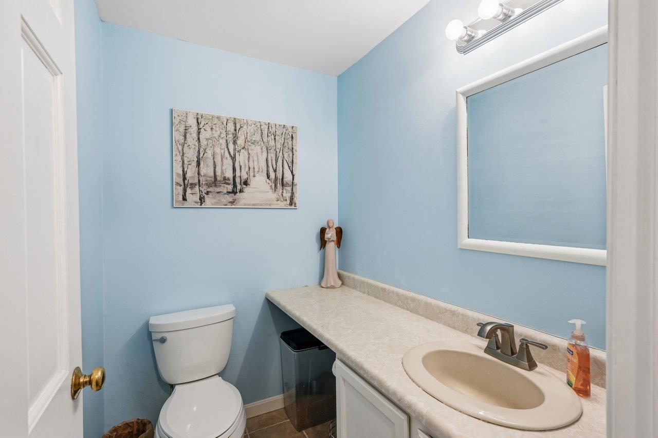 217 Reservoir Road Farmington, NH 03835 - Photo 20 of 51