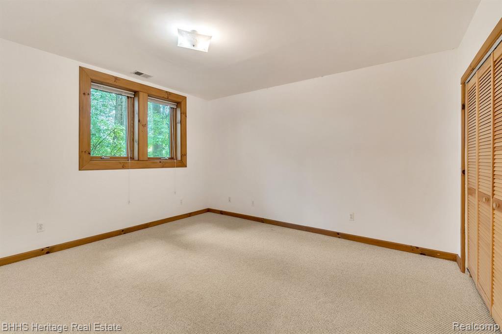 3754 Brighton Road Howell, MI 48843 - Photo 34 of 62