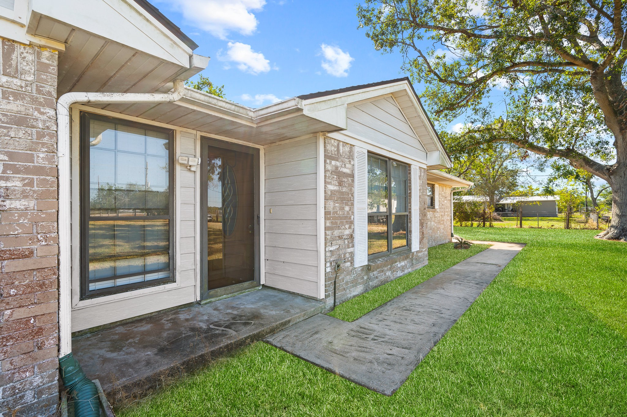 4306 Farm To Market 1462 Rosharon, TX 77583 - Photo 5 of 22