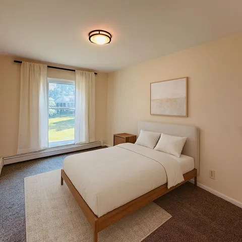 $1,495 | 937 Heritage Court, Unit 206, Mequon, WI 53092