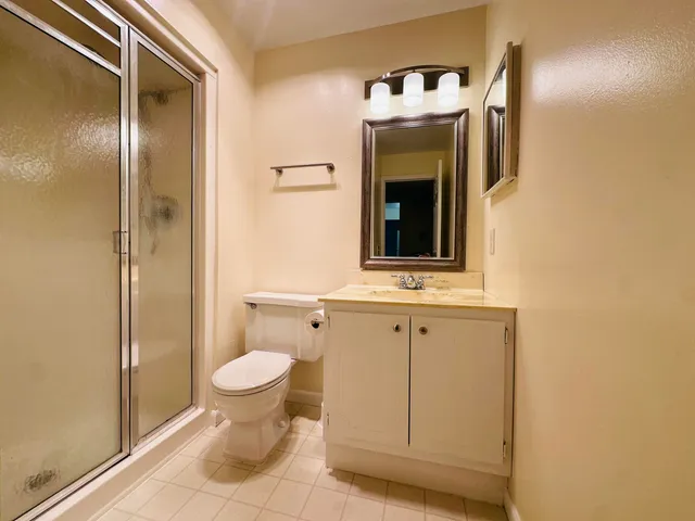 $1,495 | 937 Heritage Court, Unit 206, Mequon, WI 53092