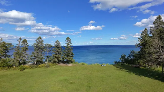 $1,495 | 937 Heritage Court, Unit 206, Mequon, WI 53092