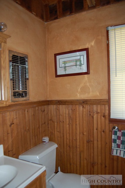 146 Round Knob Ridge Road West Jefferson, NC 28694 - Photo 18 of 20 Gallery Image 18