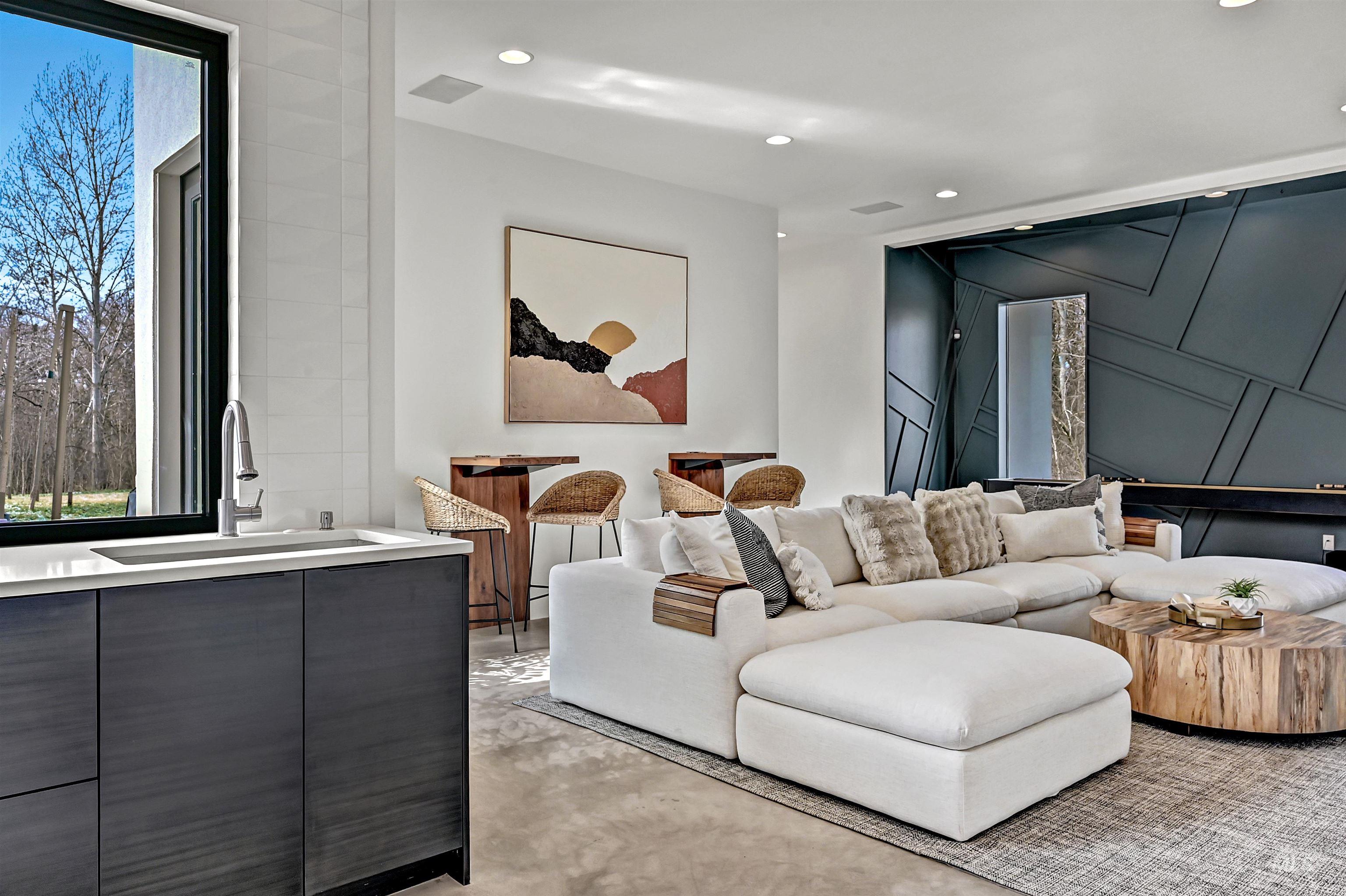 348 East Riversedge Drive Eagle, ID 83616 - Photo 15 of 50