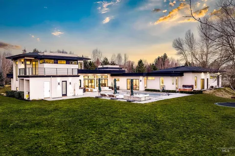 $4,500,000 | 348 East Riversedge Drive, Eagle, ID 83616