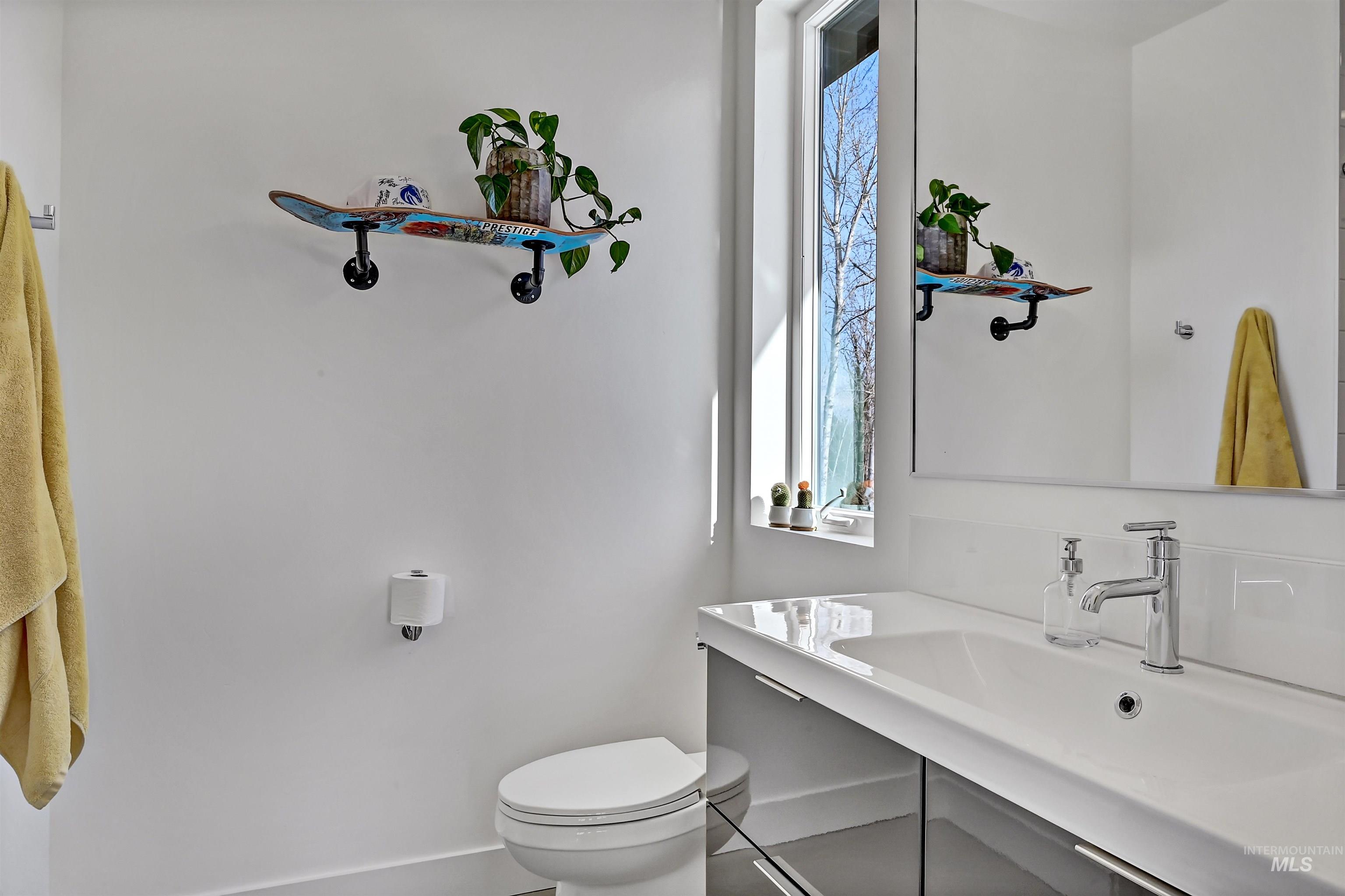 348 East Riversedge Drive Eagle, ID 83616 - Photo 34 of 50