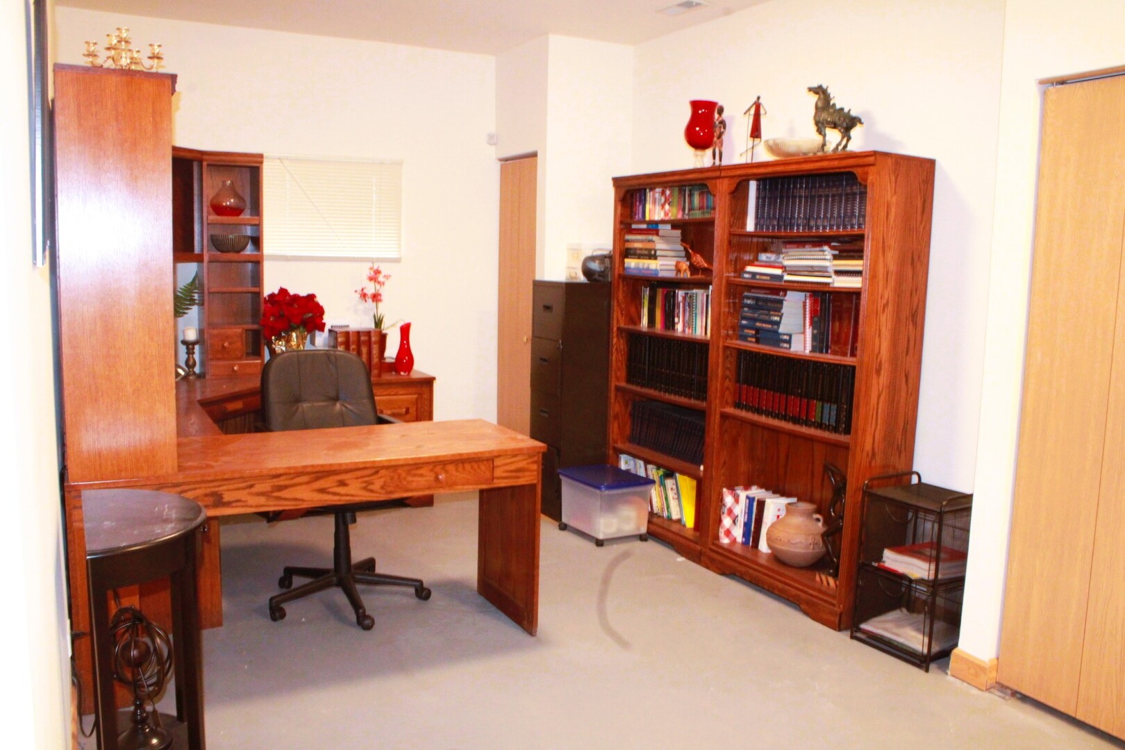 613 Farmview Road University Park, IL 60484 - Photo 21 of 22 a view of a workspace with furniture