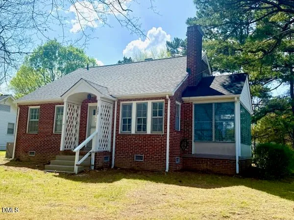 $210,000 | 1207 College Street, Oxford, NC 27565