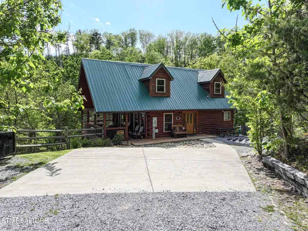 $1,098,000 | 1940 Backhome Way, Unit 3, Sevierville, TN 37876