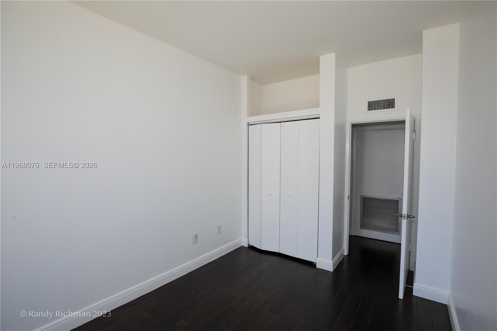 600 Northeast 36th Street, Unit T17 Miami, FL 33137 - Photo 11 of 21