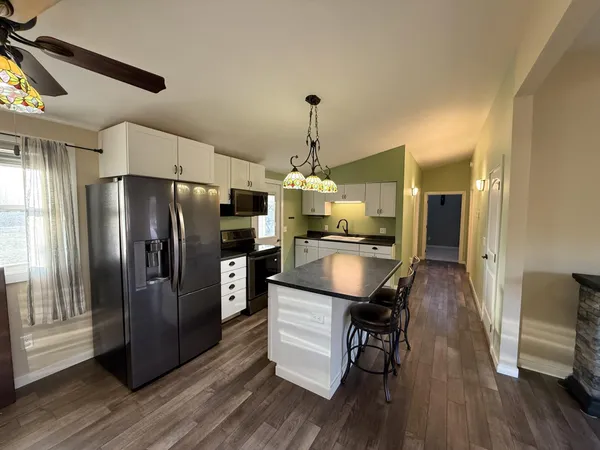 $180,000 | 1111 South Halvorson Street, Redwood Falls, MN 56283