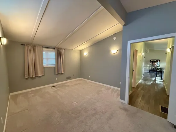$180,000 | 1111 South Halvorson Street, Redwood Falls, MN 56283