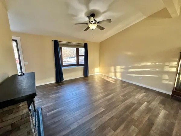 $180,000 | 1111 South Halvorson Street, Redwood Falls, MN 56283