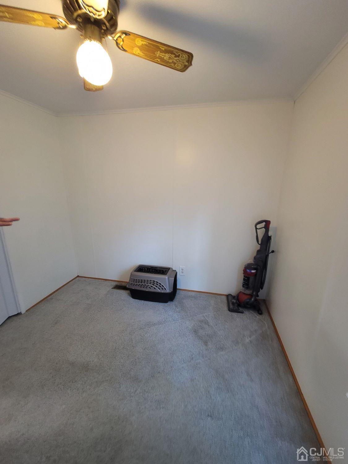 46 Dickens Road North Brunswick, NJ 08902 - Photo 23 of 37