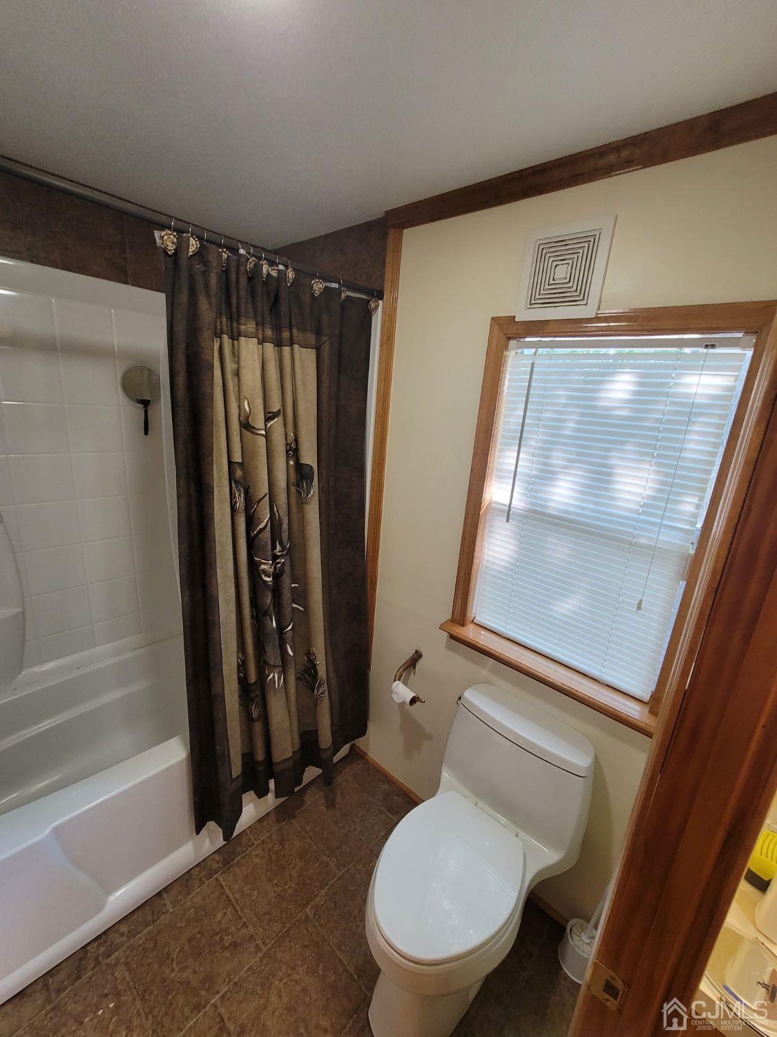 46 Dickens Road North Brunswick, NJ 08902 - Photo 34 of 37