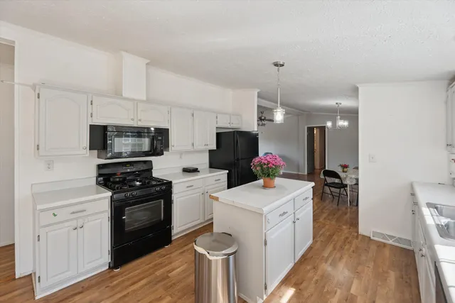 $295,000 | 6838 Moreland Road, Jonesville, MI 49250