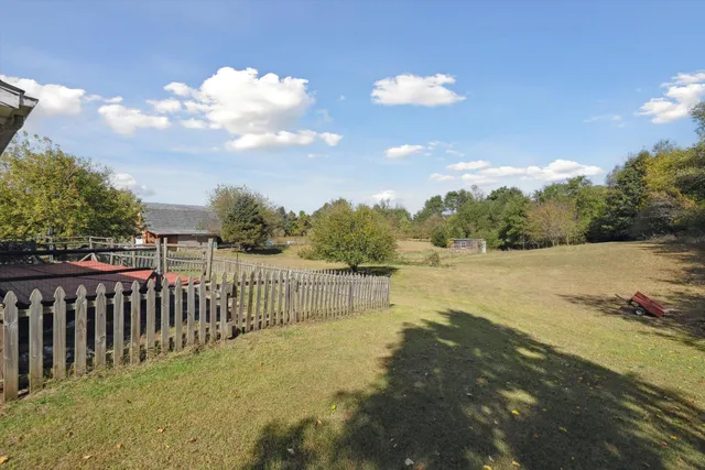 $275,000 | 6838 Moreland Road, Jonesville, MI 49250