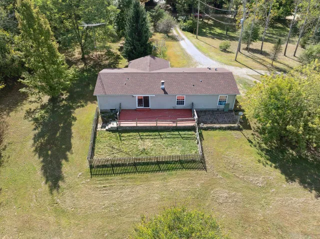 $295,000 | 6838 Moreland Road, Jonesville, MI 49250