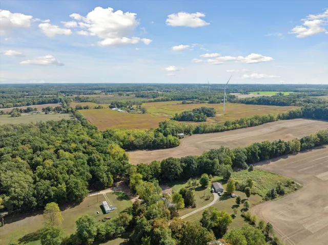 $295,000 | 6838 Moreland Road, Jonesville, MI 49250