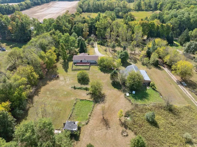 $295,000 | 6838 Moreland Road, Jonesville, MI 49250