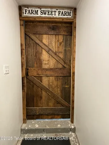 $899,000 | 1665 Spring Creek Road, Fairview, WY 83119