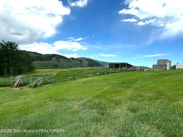 $899,000 | 1665 Spring Creek Road, Fairview, WY 83119
