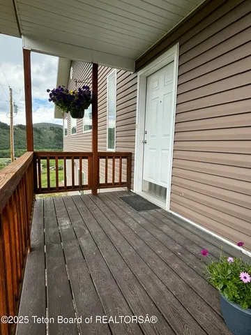 $899,000 | 1665 Spring Creek Road, Fairview, WY 83119