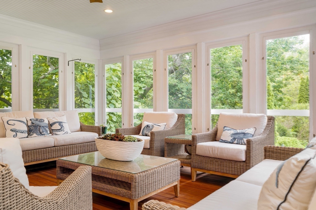 37 Forster Road Manchester, MA 01944 - Photo 20 of 42