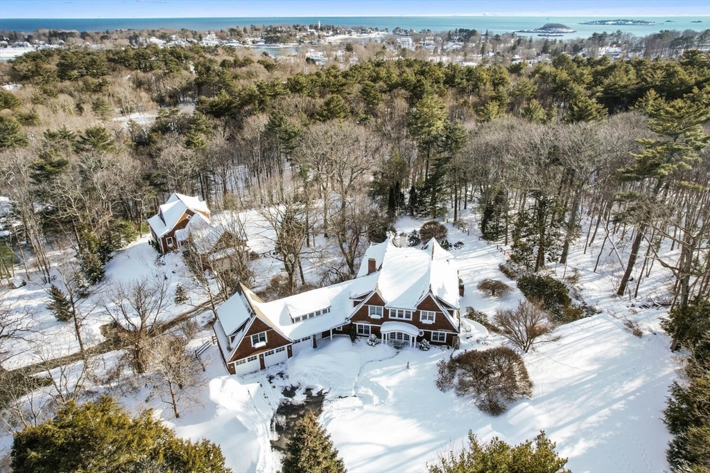 37 Forster Road Manchester, MA 01944 - Photo 2 of 42