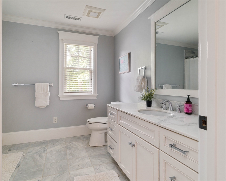 37 Forster Road Manchester, MA 01944 - Photo 30 of 42