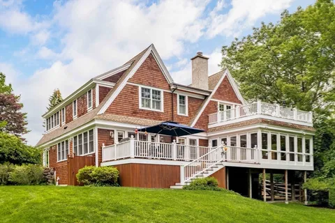 $3,295,000 | 37 Forster Road, Manchester, MA 01944