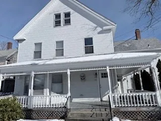 $2,650 | 445 Main Street, Unit 2, Wareham, MA 02571