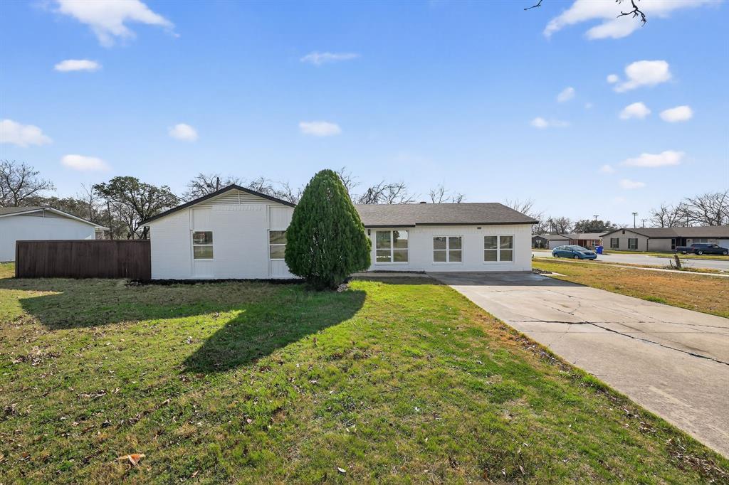 2808 Old North Road Farmers Branch, TX 75234 - Photo 2 of 26