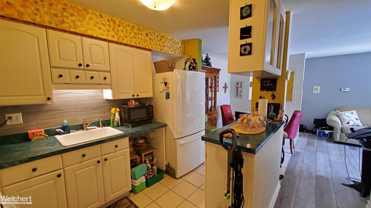 30217 Utica Road Roseville, MI 48066 - Photo 12 of 17 50025539-11.JPG
