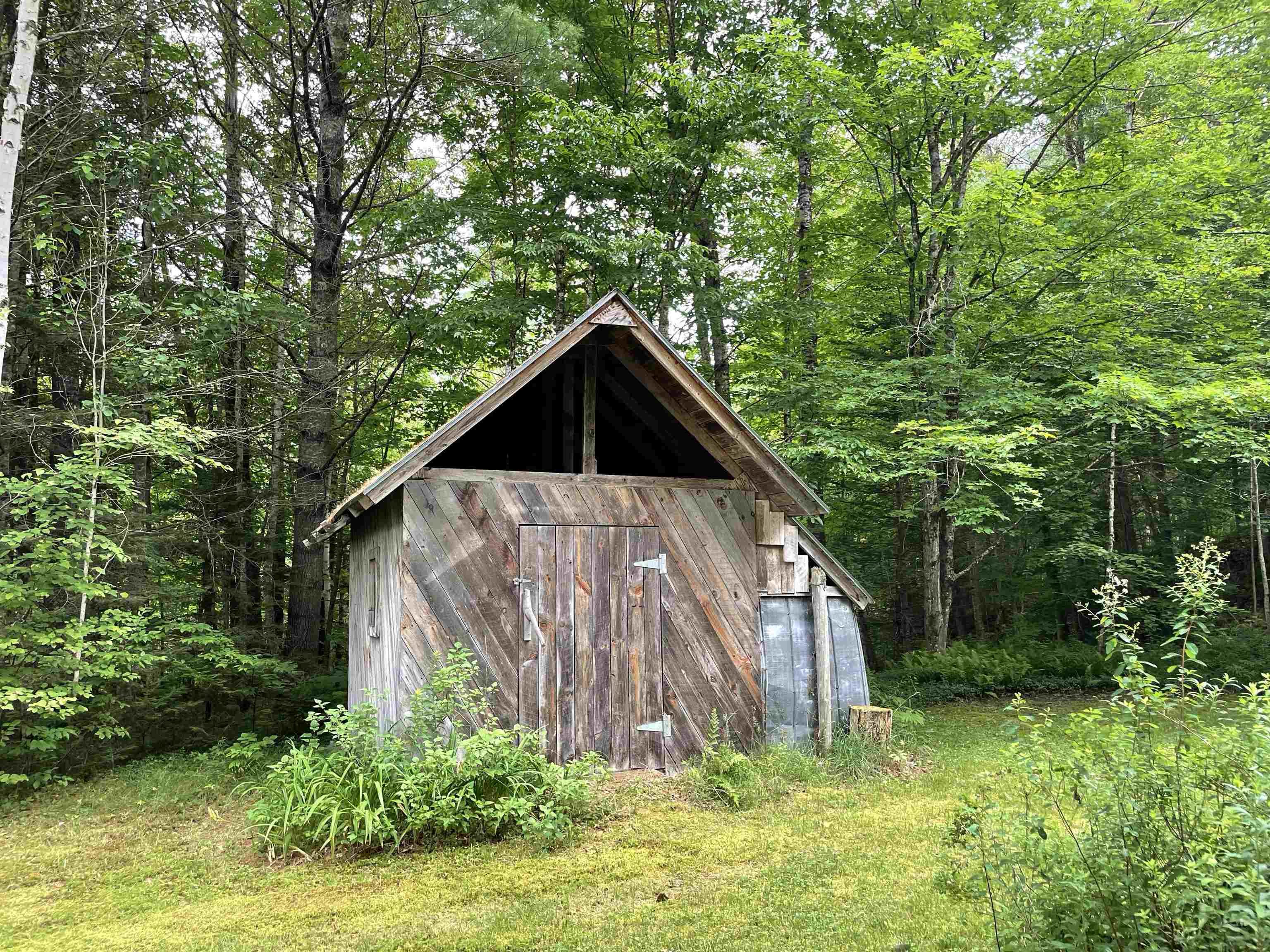 463 Chartier Hill Road Woodbury, VT 05650 - Photo 11 of 51