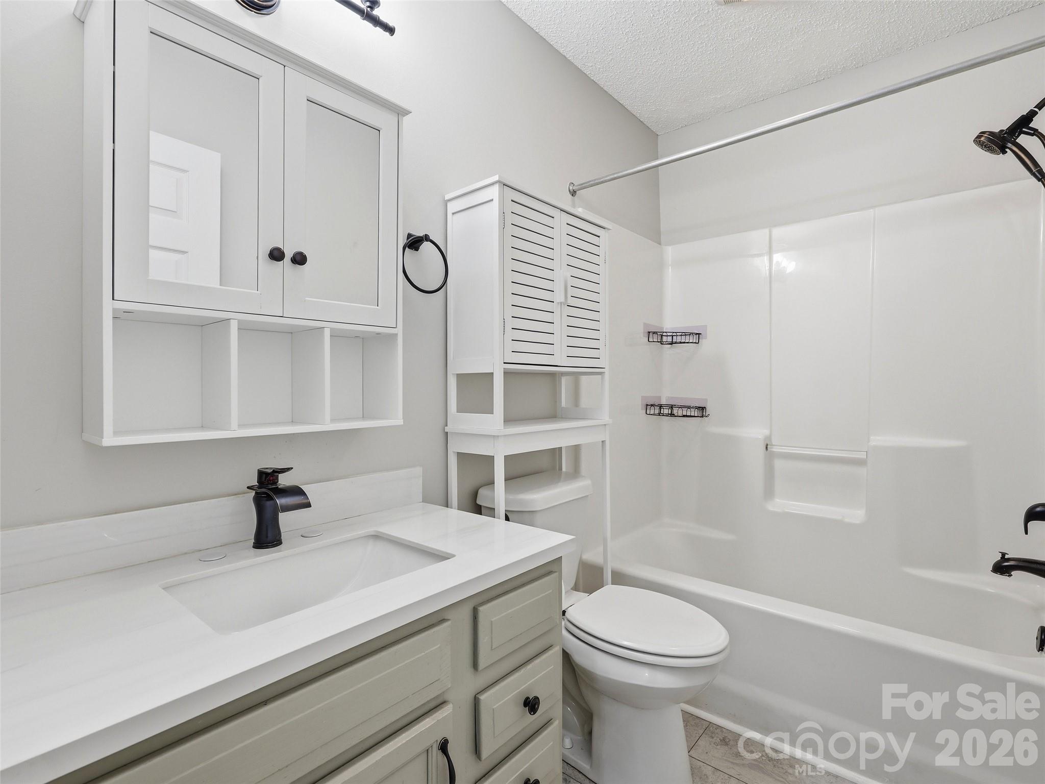 42 Queen Road, Unit D Candler, NC 28715 - Photo 17 of 39