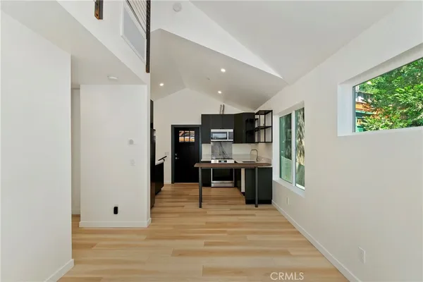 $2,250 | 441 Oriole Drive, Unit 3, Twin Peaks, CA 92391