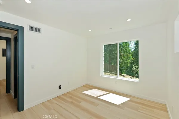 $2,250 | 441 Oriole Drive, Unit 3, Twin Peaks, CA 92391