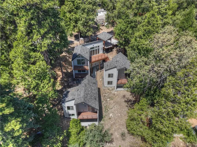 $2,400 | 441 Oriole Drive, Unit 3, Twin Peaks, CA 92391