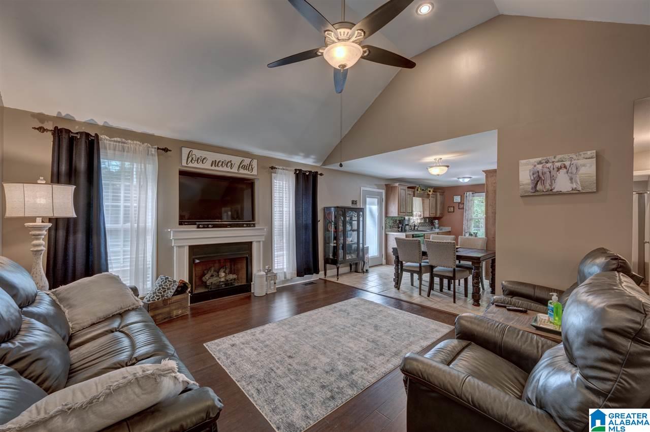 1023 Mountain Lake Road Warrior, AL 35180 - Photo 3 of 29