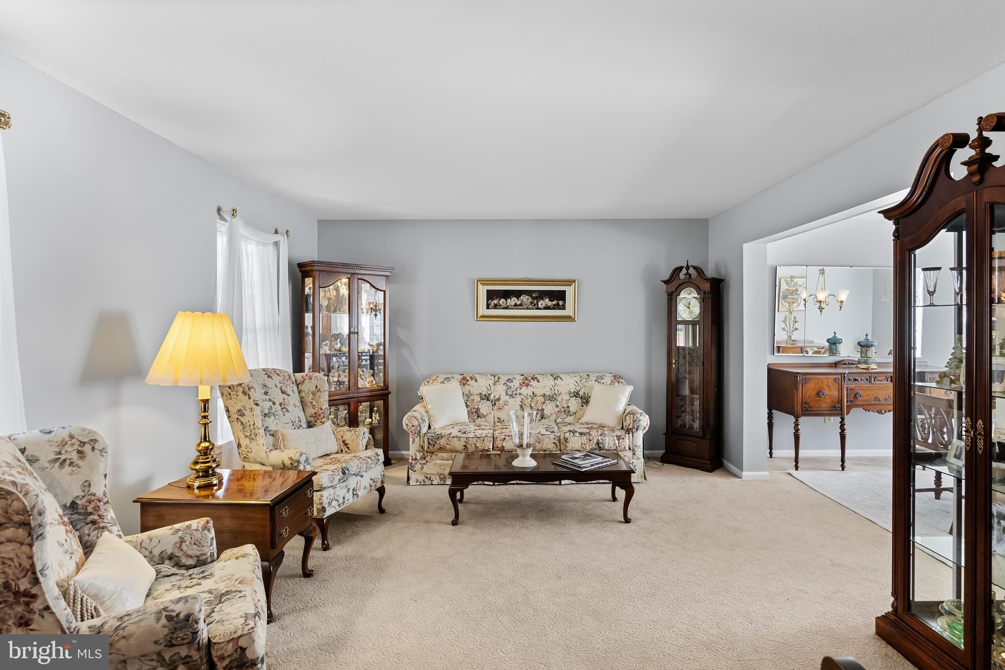 360 Sapling Way Atco, NJ 08004 - Photo 4 of 39 Living room