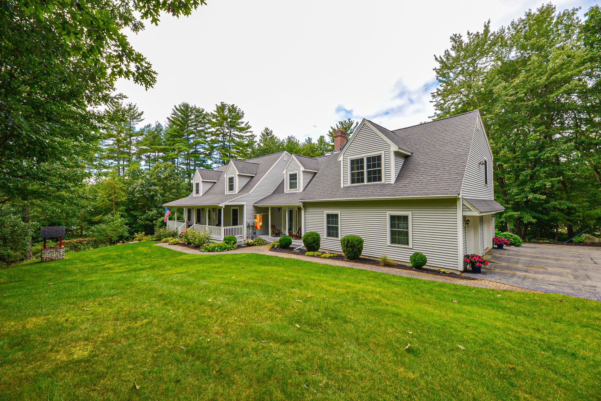 12 Oaklands Road Exeter, NH 03833 - Photo 2 of 40